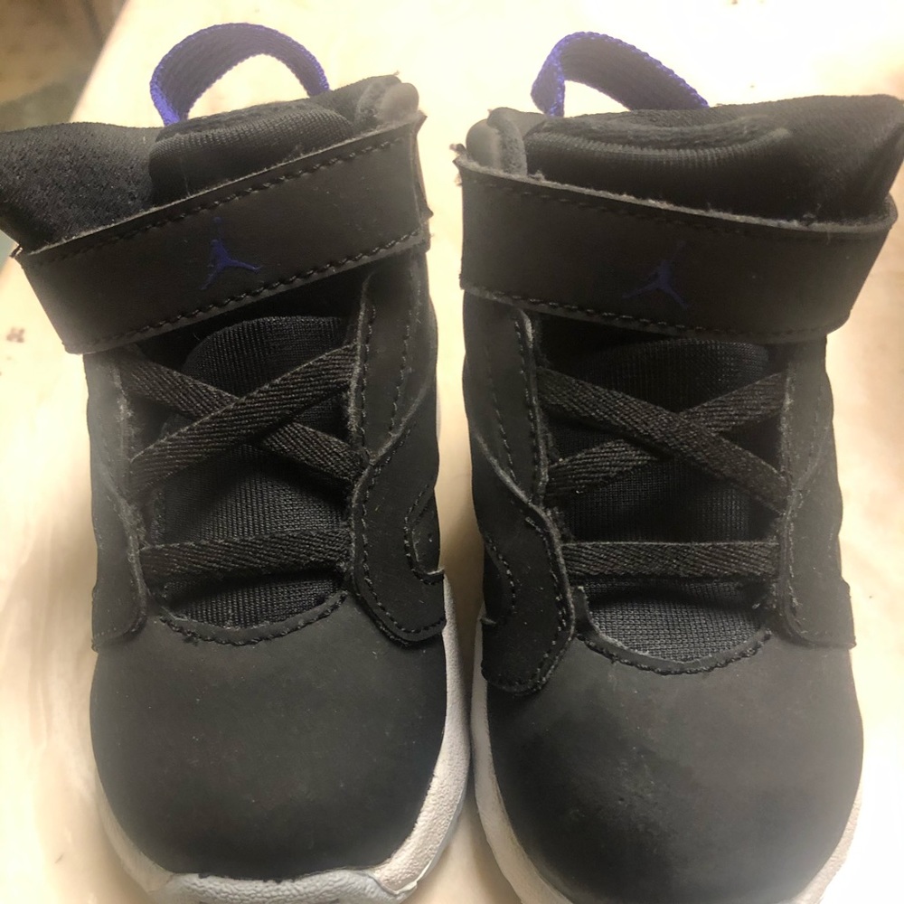 Baby shoes